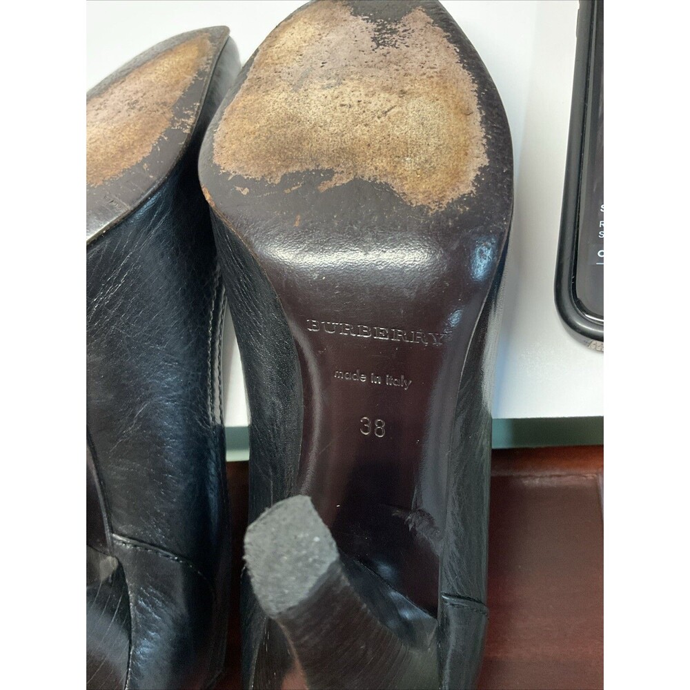 Burberry Italy Leather studded accents Black High Heels size 38 ( 7 in US ) - Picture 14 of 15
